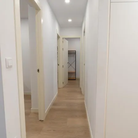 Tu Piso Nuevo En El Centro De *