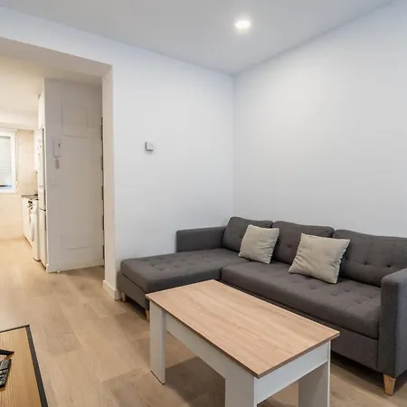 Tu Piso Nuevo En El Centro De Lägenhet