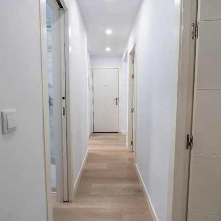 Tu Piso Nuevo En El Centro De Apartment