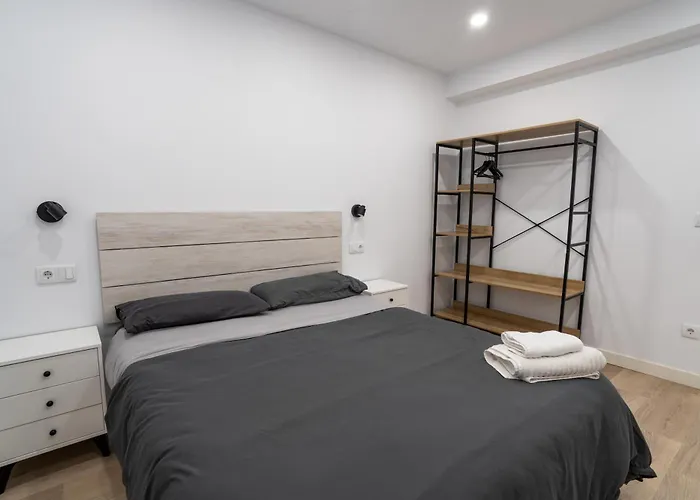 Tu Piso Nuevo En El Centro De *